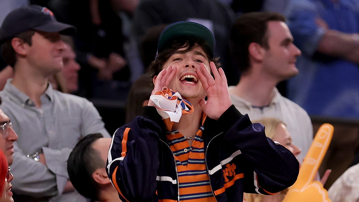Timothee Chalamet yells at Knicks game