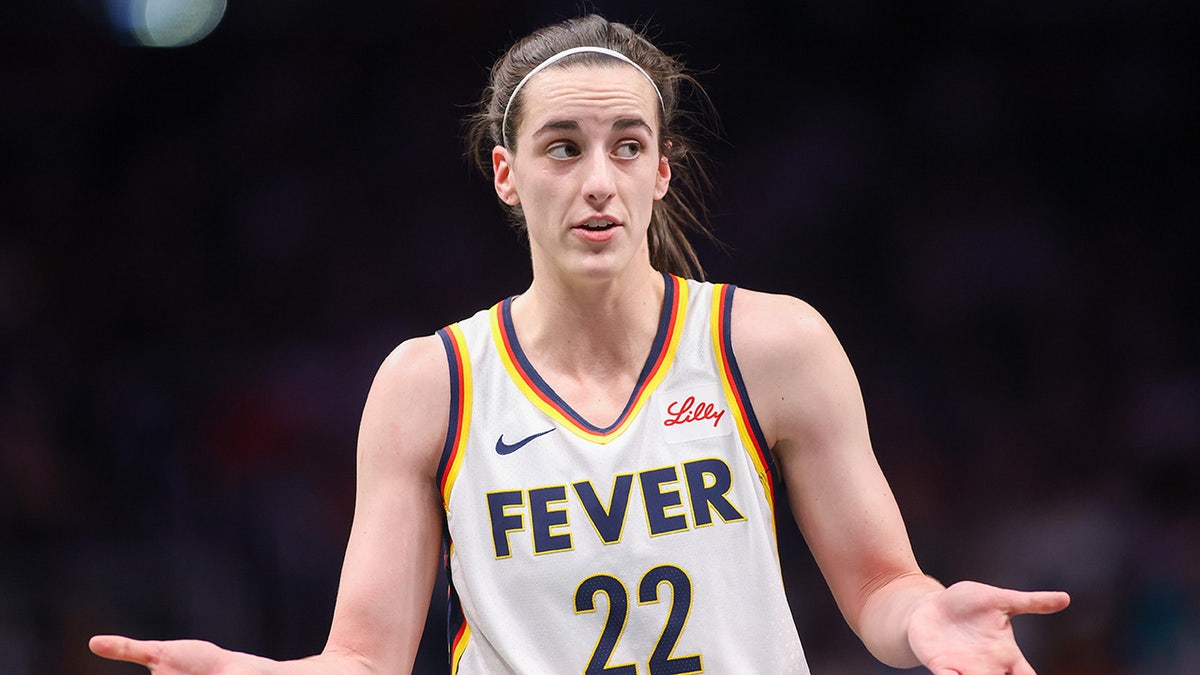 Caitlin Clark shrugging