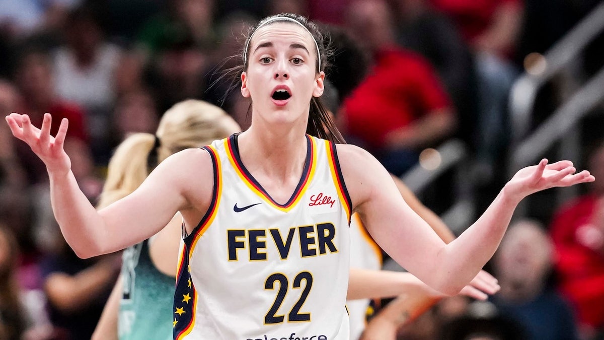 Indiana Fever guard Caitlin Clark (22) reacts to the officiating Saturday, May 24, 2025, during a game between the Indiana Fever and the New York Liberty at Gainbridge Fieldhouse in Indianapolis. The New York Liberty defeated the Indiana Fever, 90-88.