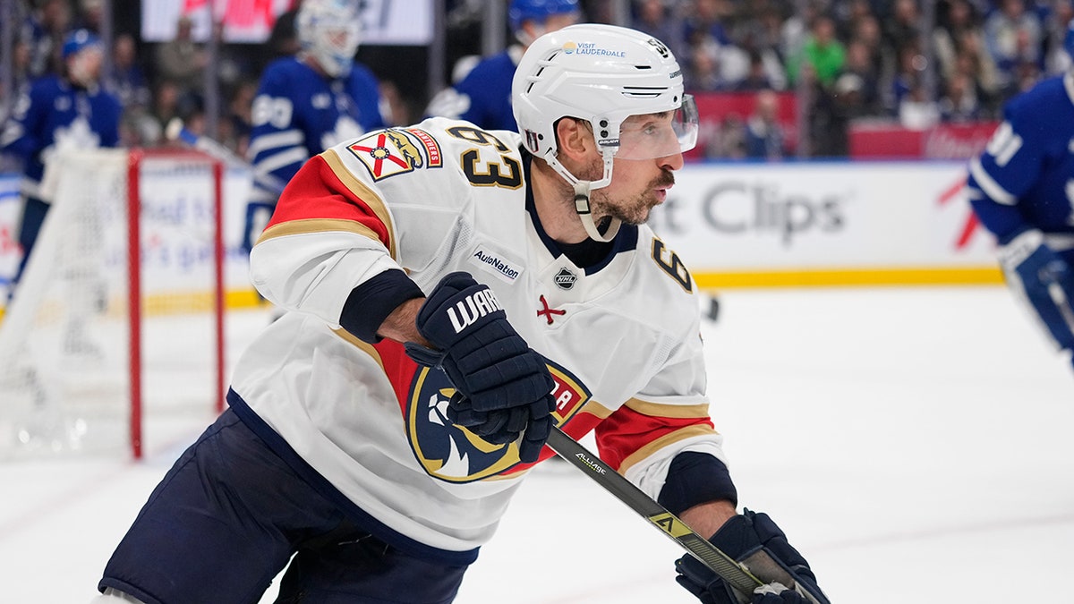 Brad Marchand vs Maple Leafs