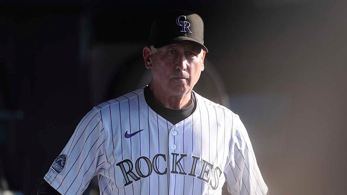 Bud Black in the dugout