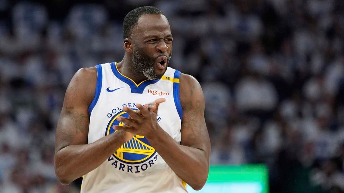 Draymond Green reacts