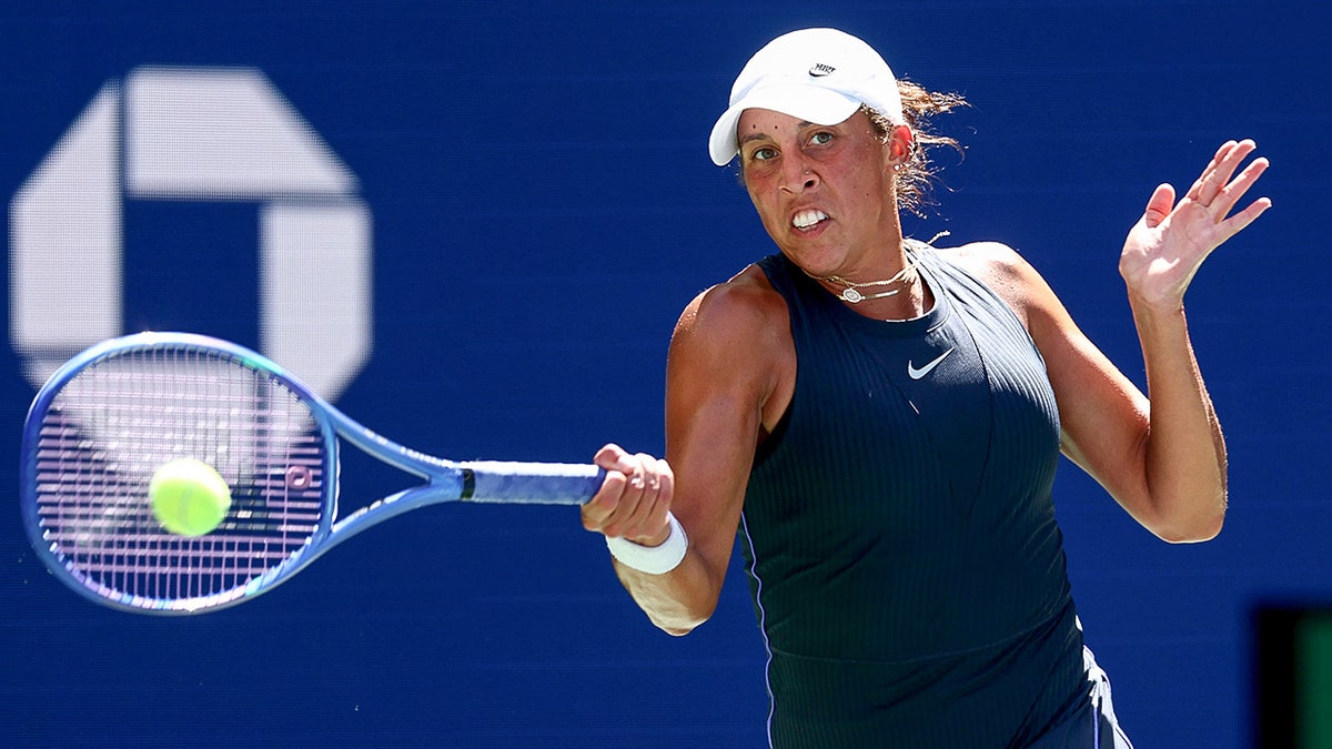 Madison Keys forehand at US Open