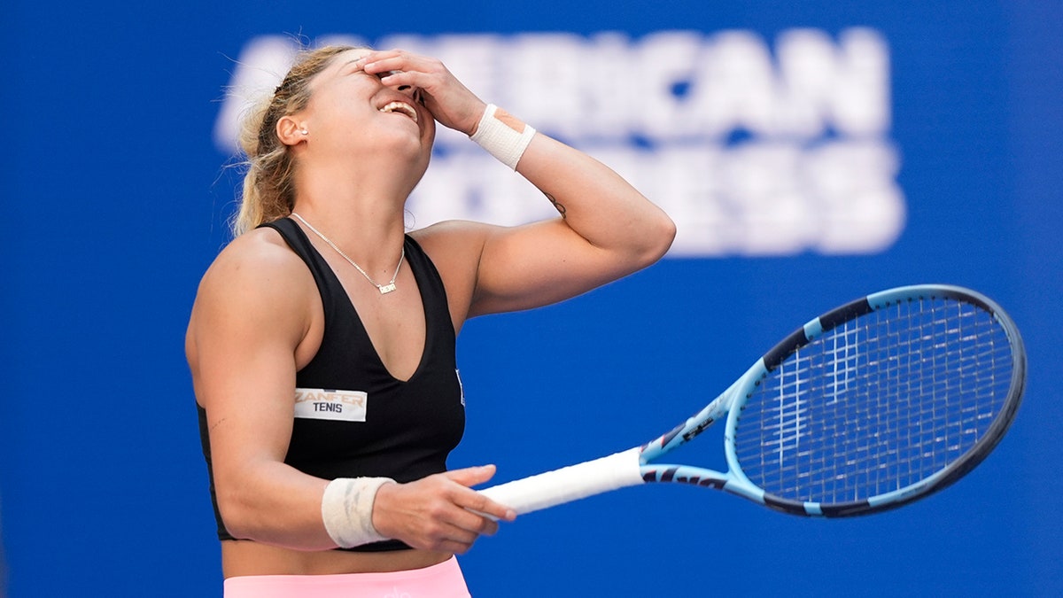 Renata Zarazua reacts after winning match
