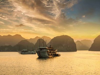 sunset-over-the-islands-of-halong-bay-in-northern-vietnam-.jpg sunset-over-the-islands-of-halong-bay-in-northern-vietnam-.jpg